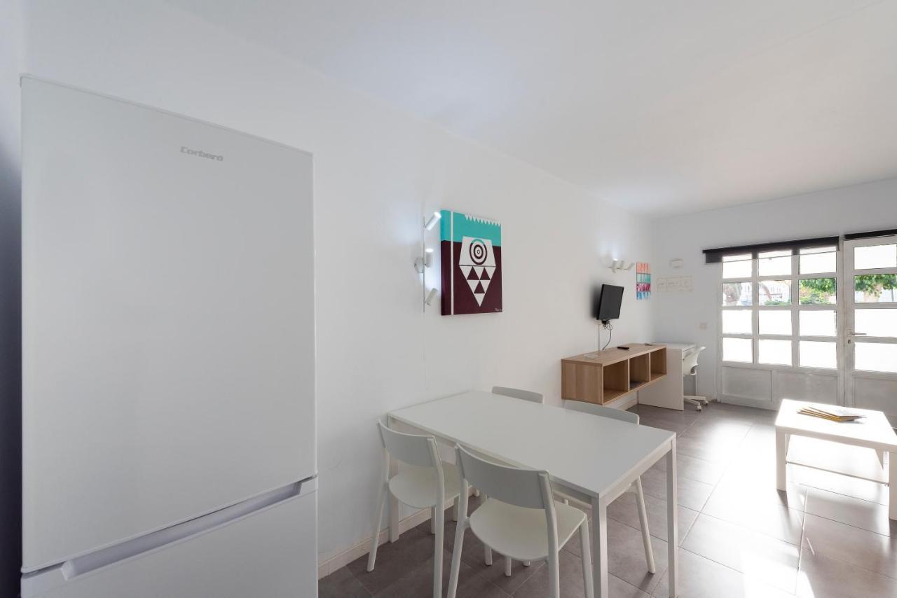 Lava Teneguia, 5 Guests In 2 Bedrooms Puerto del Carmen  Exteriör bild